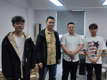 <b>【2023.6】就業辦老師回訪初霽家具建模入職學生</b>