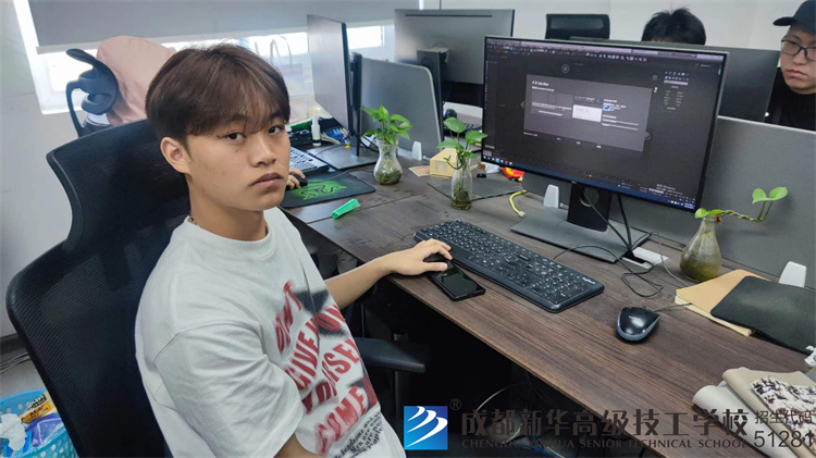 回訪初霽家具建模入職學生