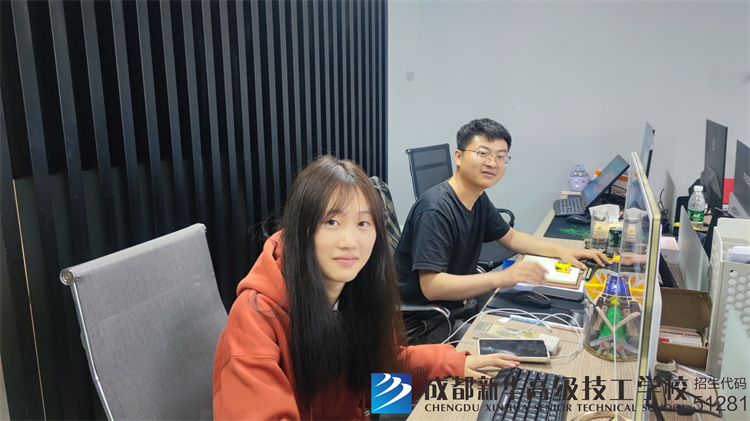 就業辦老師回訪馬蜂廣告入職學生