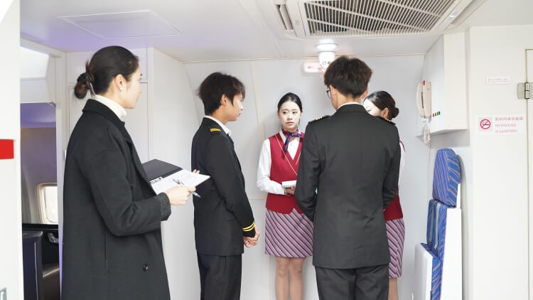 "藍天杯"航空服務技能大賽