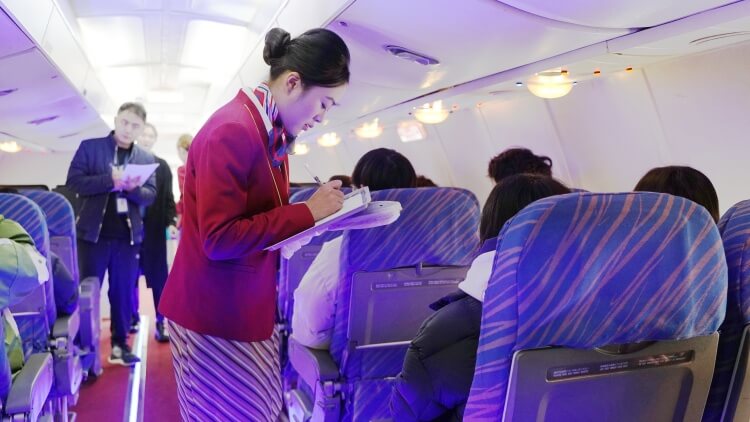 "藍天杯"航空服務技能大賽