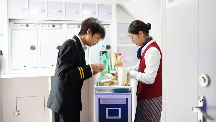 "藍天杯"航空服務技能大賽
